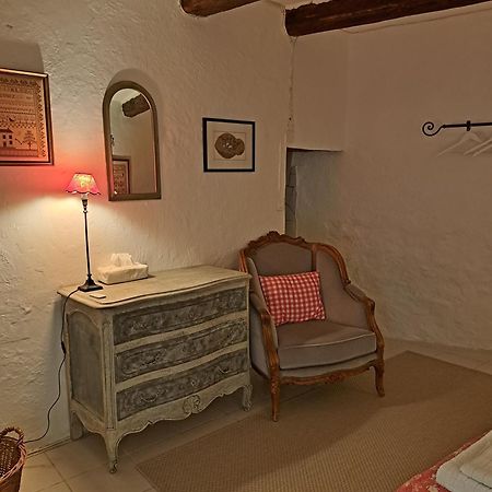 La Maison De Gisele Bed and Breakfast Saint-Victor-des-Oules Esterno foto