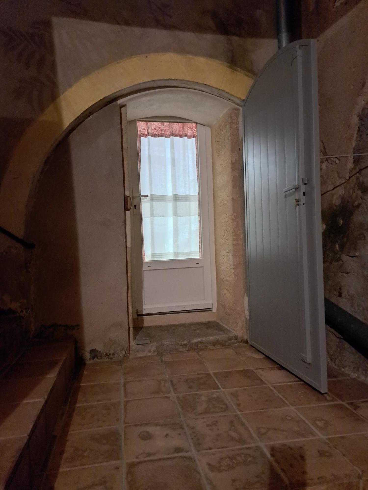 La Maison De Gisele Bed and Breakfast Saint-Victor-des-Oules Esterno foto